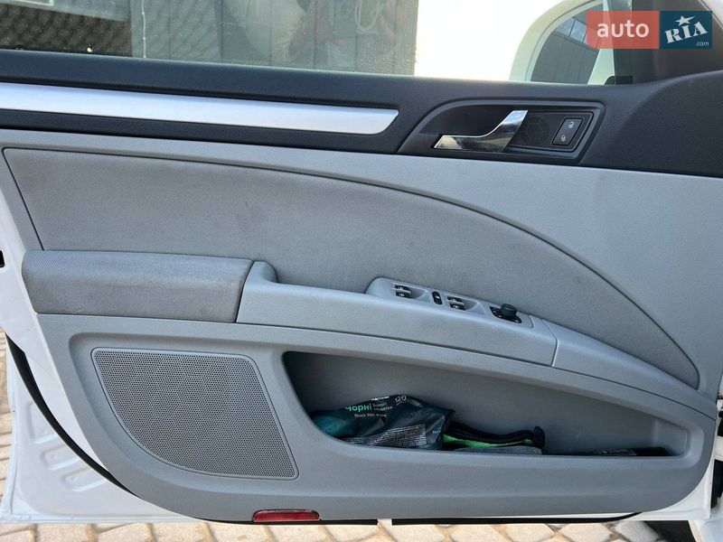 Универсал Skoda Superb 2012 в Львове