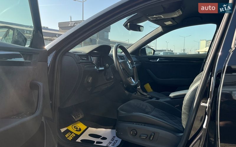Універсал Skoda Superb 2019 в Мукачевому