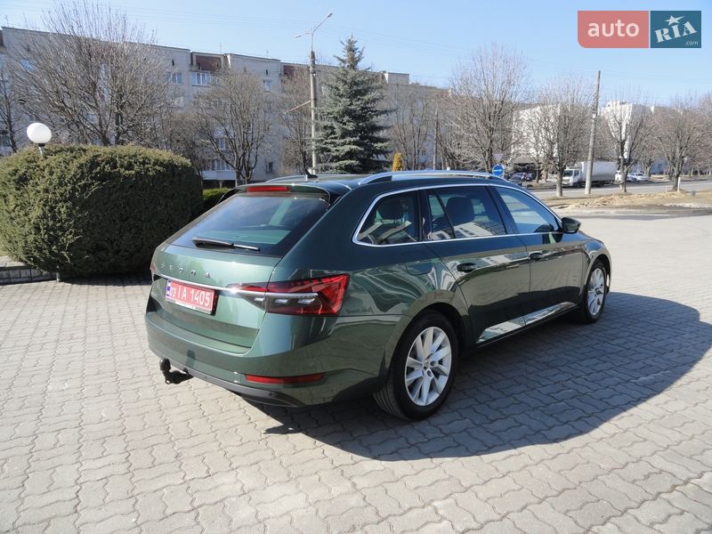 Універсал Skoda Superb 2020 в Луцьку