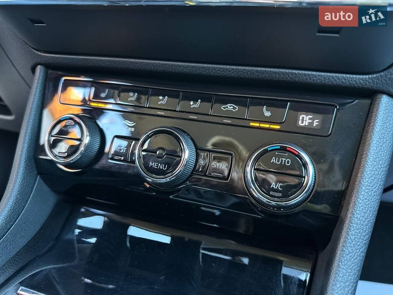 Лифтбек Skoda Superb 2018 в Киеве