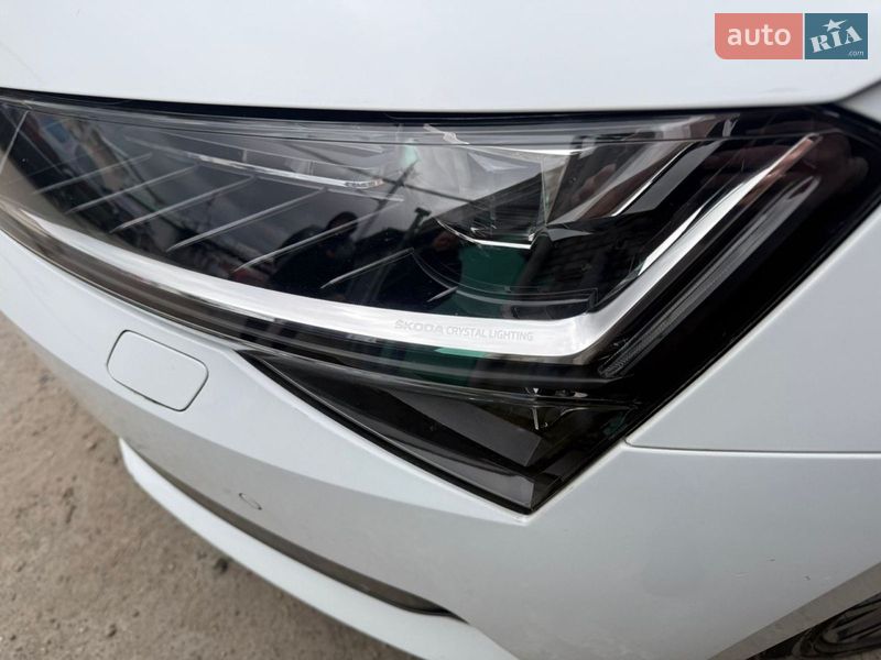 Лифтбек Skoda Superb 2020 в Днепре