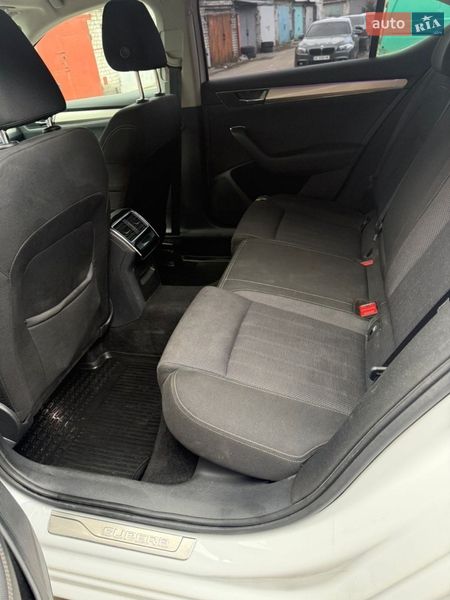Лифтбек Skoda Superb 2020 в Днепре