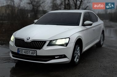 Ліфтбек Skoda Superb 2015 в Павлограді