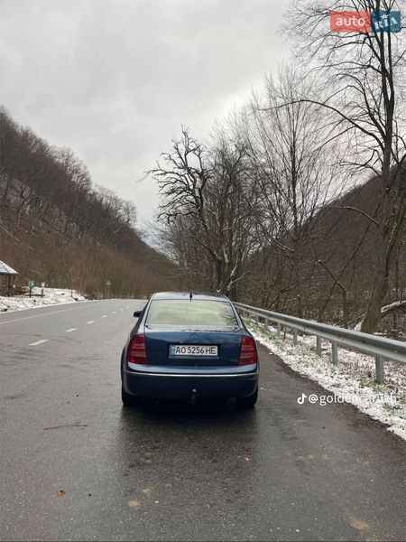 Лифтбек Skoda Superb 2004 в Мукачево