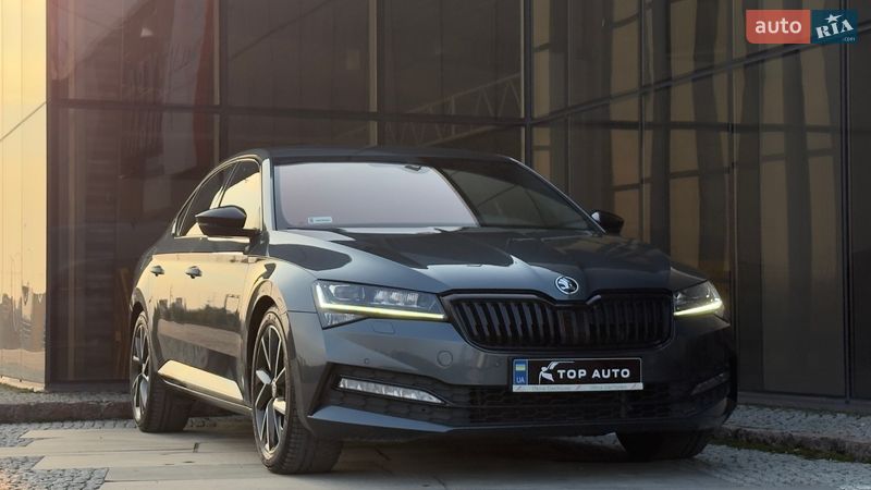 Лифтбек Skoda Superb 2022 в Мукачево