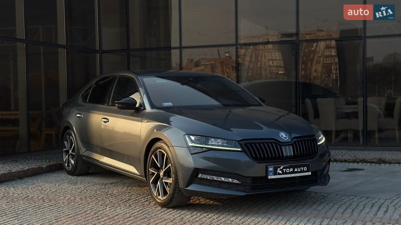 Лифтбек Skoda Superb 2022 в Мукачево