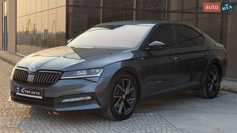 Лифтбек Skoda Superb 2022 в Мукачево