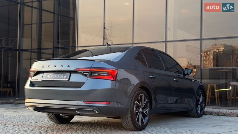 Лифтбек Skoda Superb 2022 в Мукачево