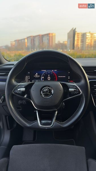 Лифтбек Skoda Superb 2022 в Мукачево