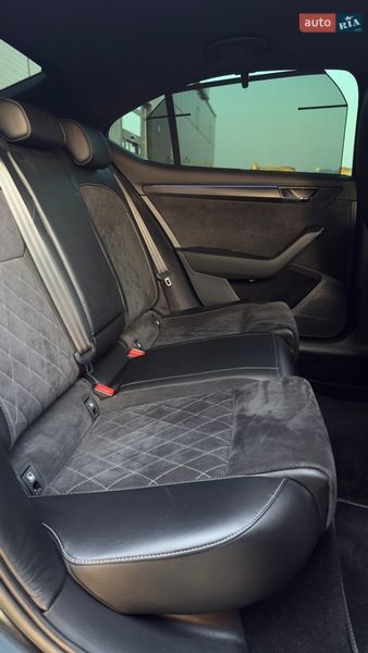 Лифтбек Skoda Superb 2022 в Мукачево