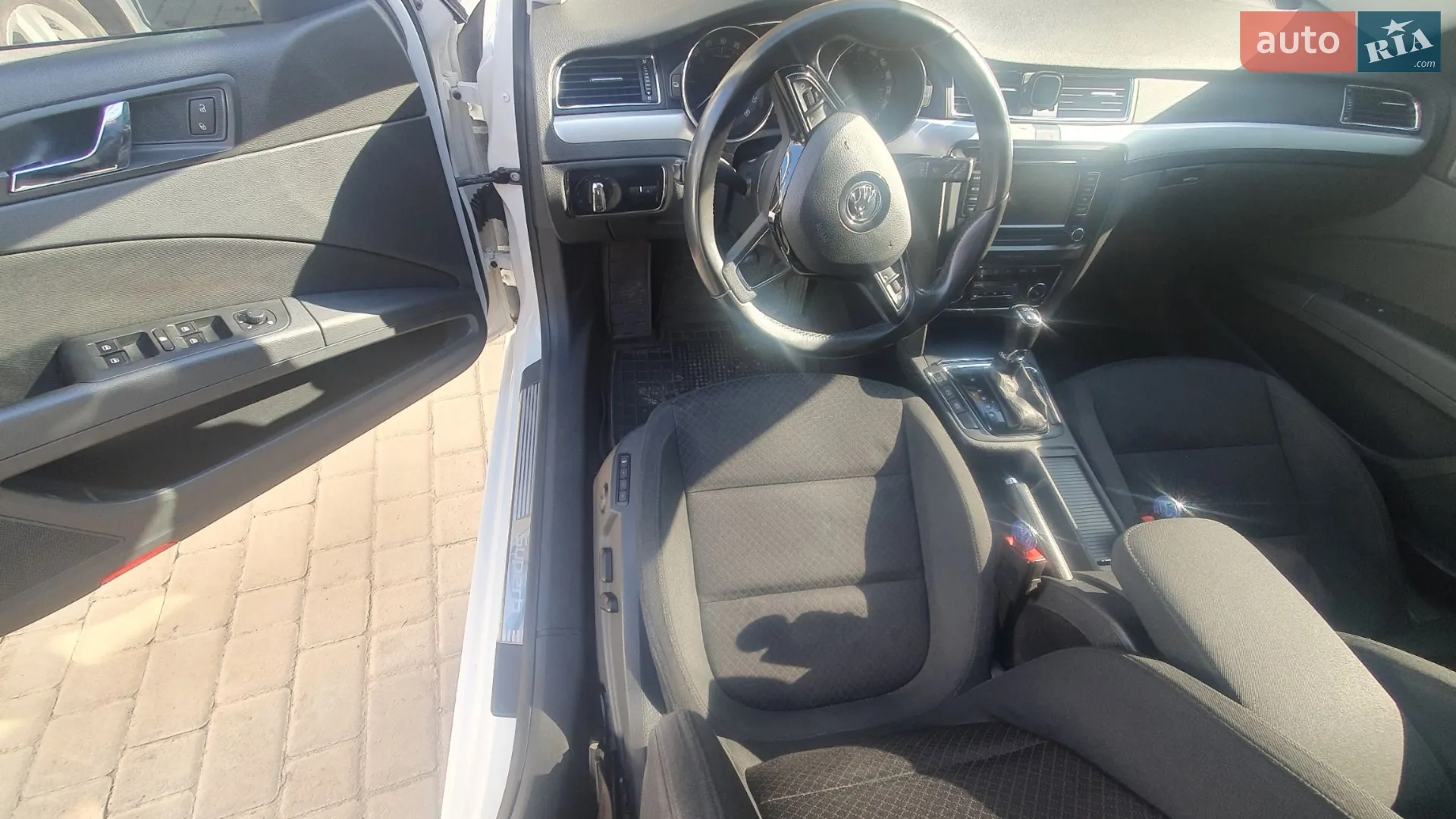 2013 Skoda Superb - мініатюра 7