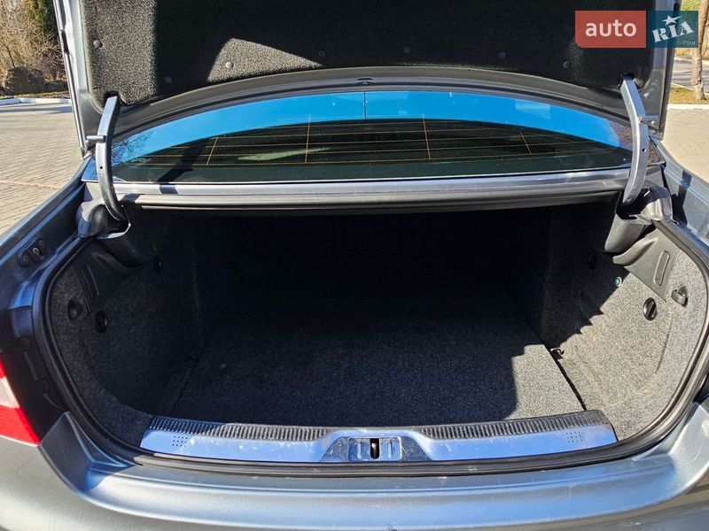 Лифтбек Skoda Superb 2008 в Дрогобыче