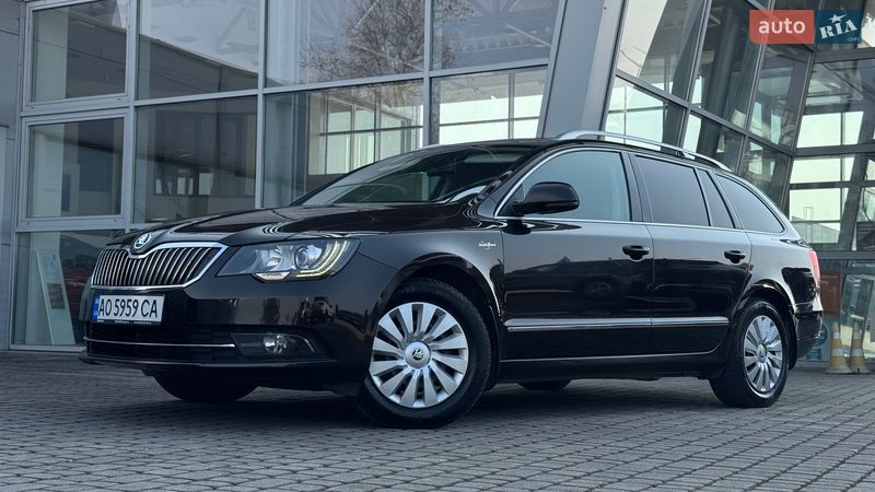 Універсал Skoda Superb 2013 в Мукачевому