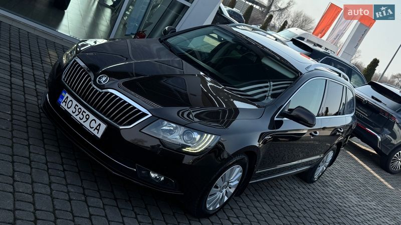 Універсал Skoda Superb 2013 в Мукачевому