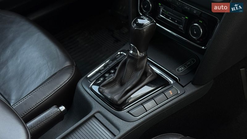 Універсал Skoda Superb 2013 в Мукачевому