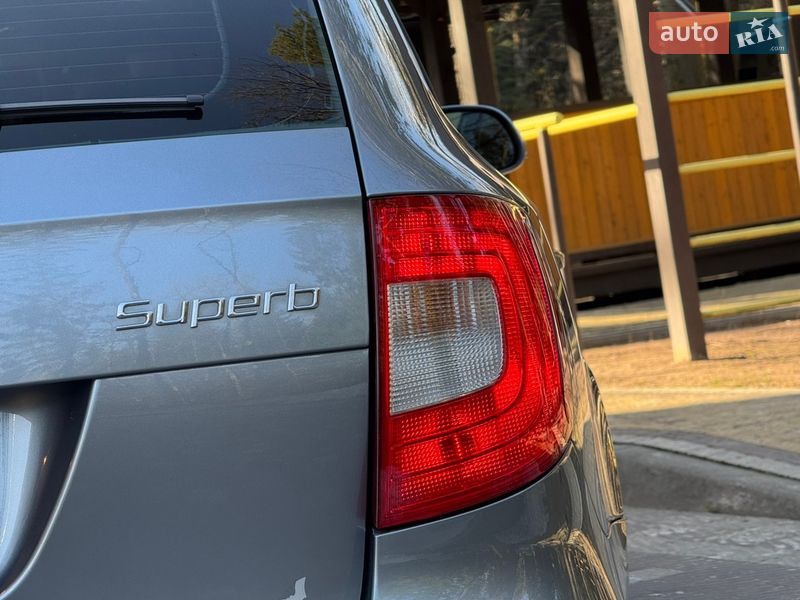 Универсал Skoda Superb 2012 в Дрогобыче