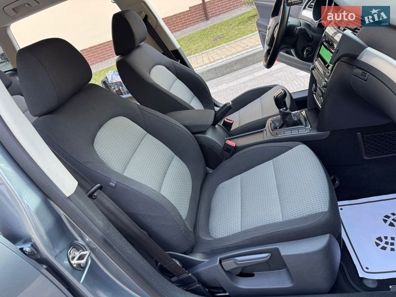 Универсал Skoda Superb 2012 в Дрогобыче