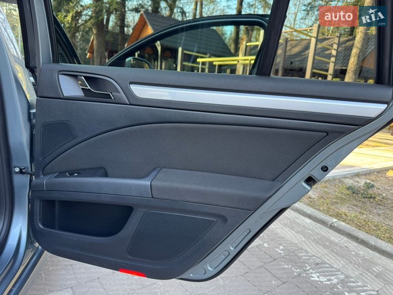 Универсал Skoda Superb 2012 в Дрогобыче