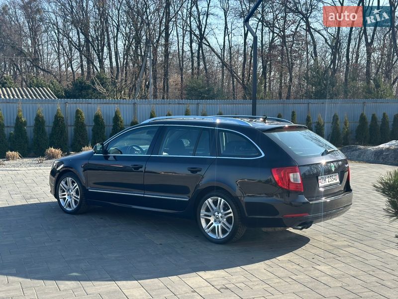 Универсал Skoda Superb 2010 в Луцке