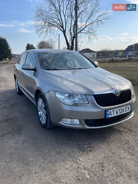 Лифтбек Skoda Superb 2008 в Рогатине