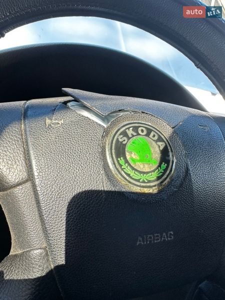 Лифтбек Skoda Superb 2006 в Житомире