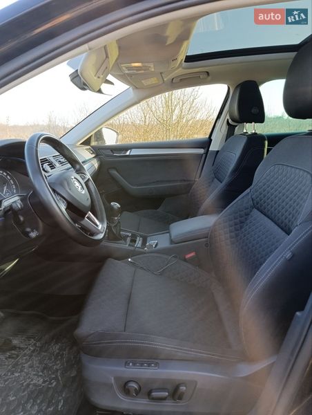 Універсал Skoda Superb 2016 в Отинії