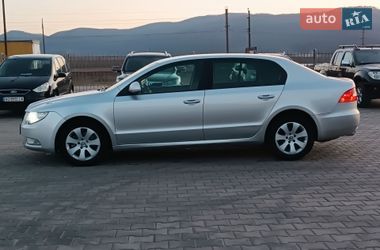 Ліфтбек Skoda Superb 2012 в Хусті