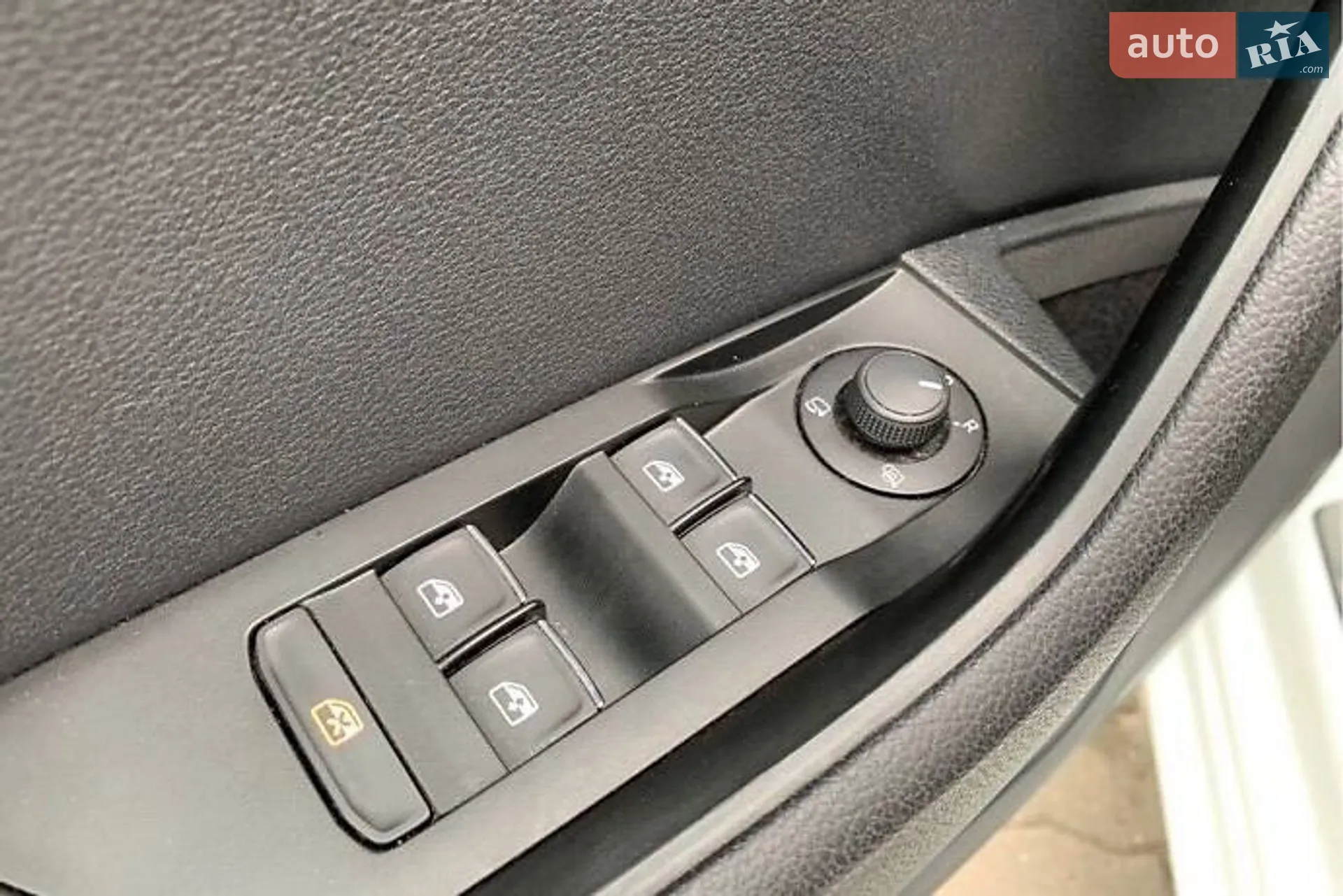 2016 Skoda Superb - мініатюра 13