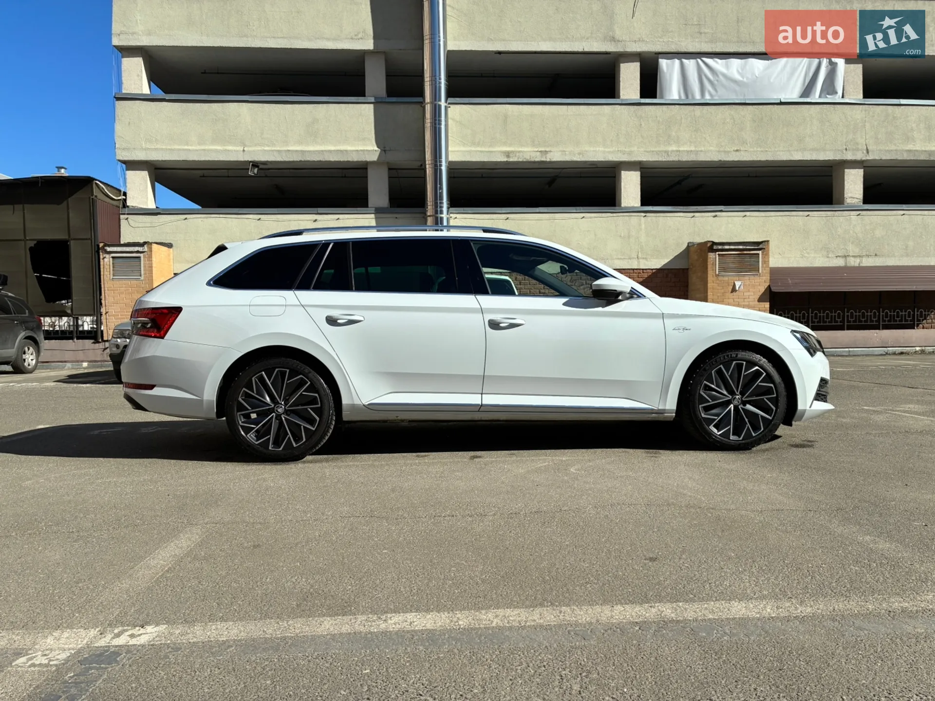 2023 Skoda Superb - мініатюра 9