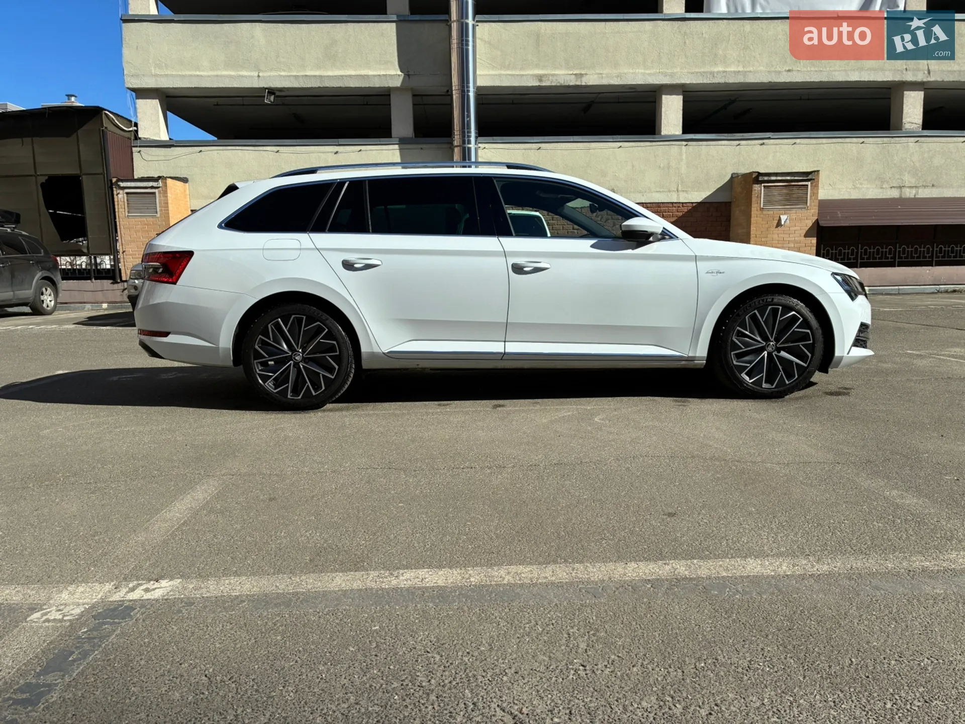 2023 Skoda Superb - мініатюра 10