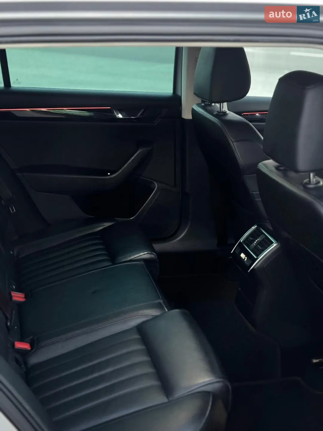 2019 Skoda Superb - мініатюра 60
