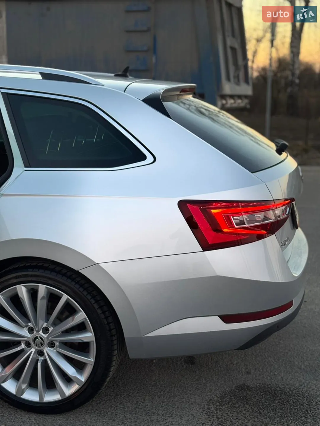 2019 Skoda Superb - мініатюра 15