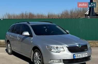 Универсал Skoda Superb 2011 в Киеве