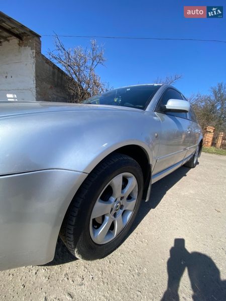 Ліфтбек Skoda Superb 2003 в Миколаєві