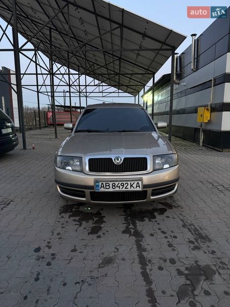 Skoda Superb 2004