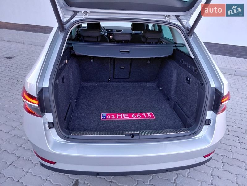 Універсал Skoda Superb 2020 в Трускавці
