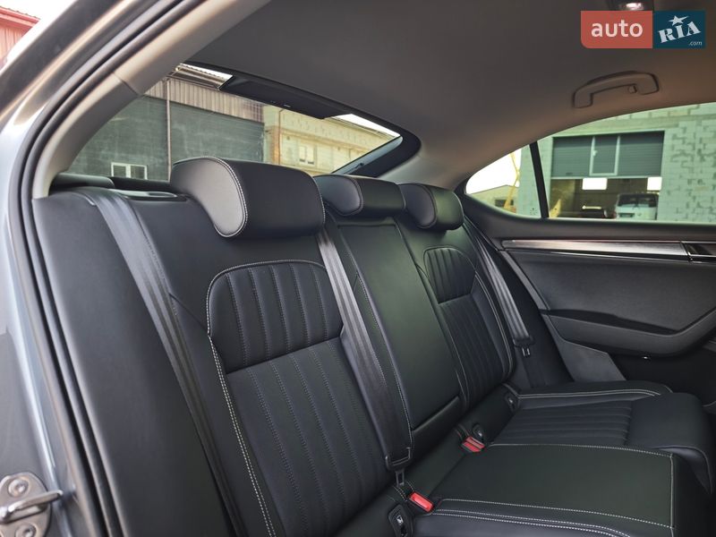 Лифтбек Skoda Superb 2022 в Луцке