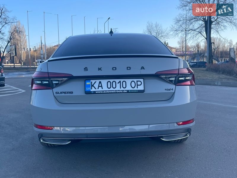Ліфтбек Skoda Superb 2023 в Києві