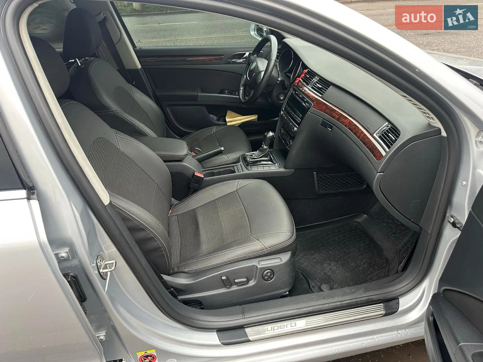 2013 Skoda Superb - мініатюра 2