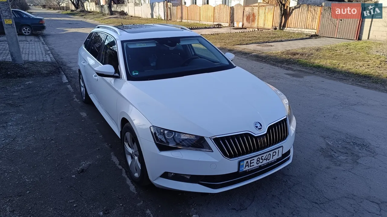 2017 Skoda Superb - мініатюра 19