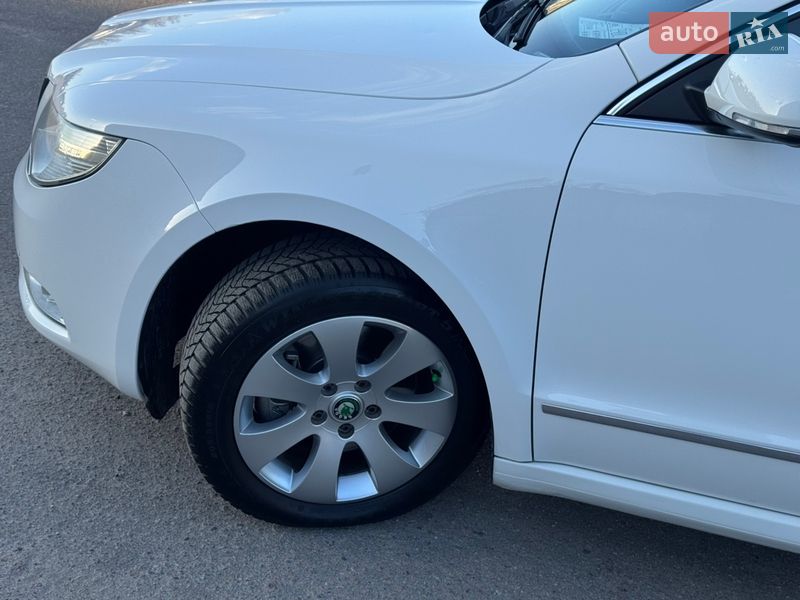 Универсал Skoda Superb 2011 в Белой Церкви
