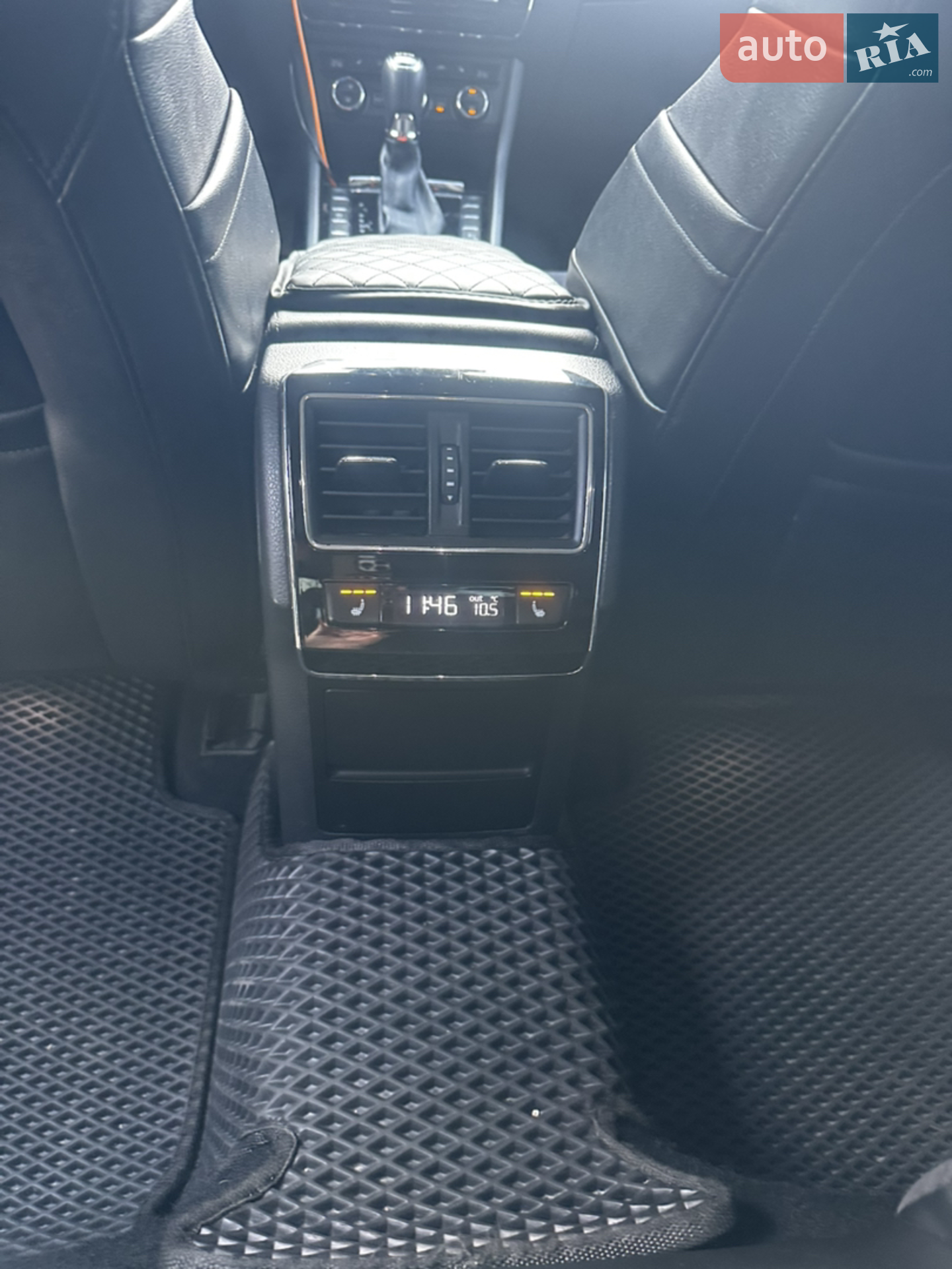 2017 Skoda Superb - мініатюра 10