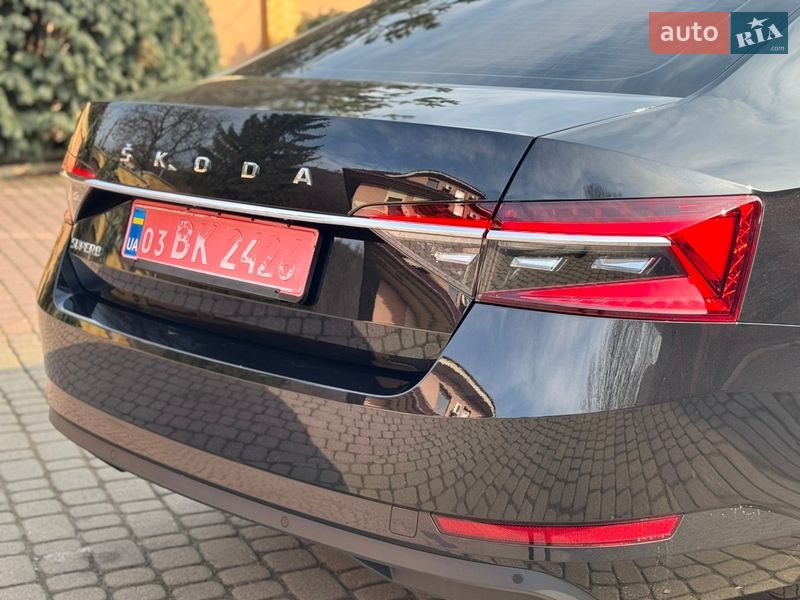 Лифтбек Skoda Superb 2023 в Мукачево