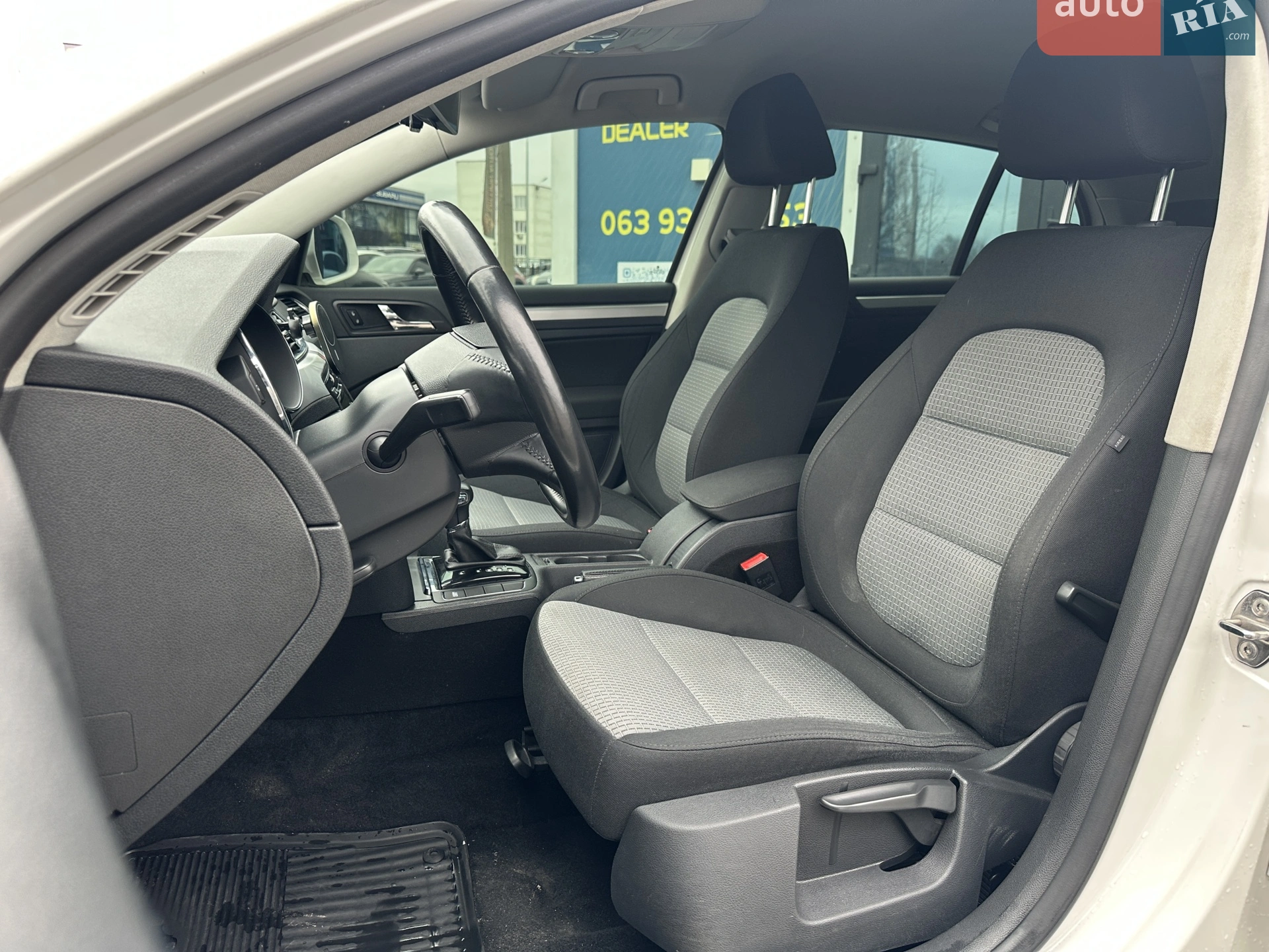 2012 Skoda Superb - мініатюра 14