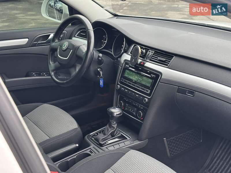 Ліфтбек Skoda Superb 2012 в Києві фото 24 Ліфтбек Skoda Superb 2012 в Києві