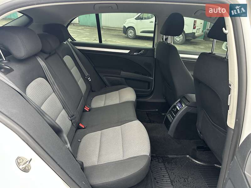 Ліфтбек Skoda Superb 2012 в Києві фото 28 Ліфтбек Skoda Superb 2012 в Києві