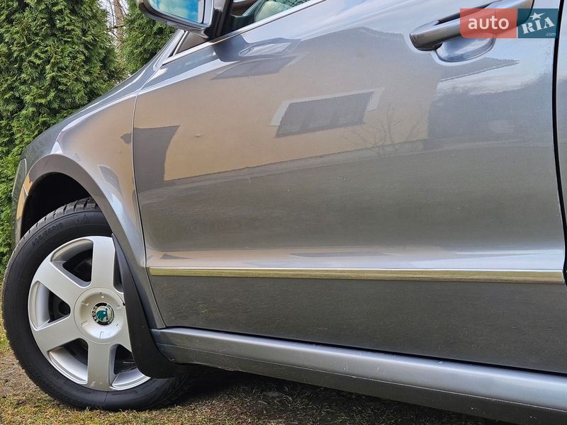 Ліфтбек Skoda Superb 2008 в Бориславі