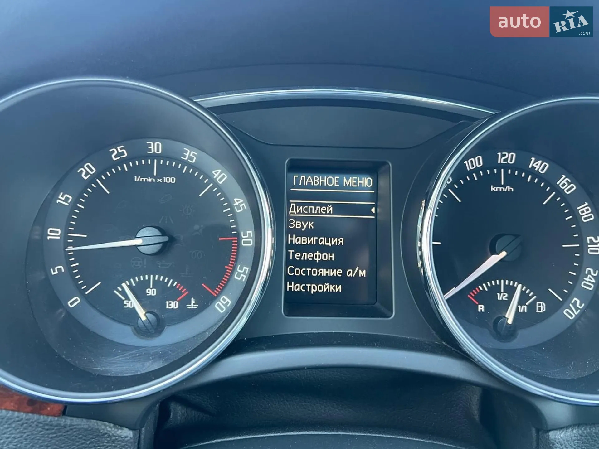 2012 Skoda Superb - мініатюра 157