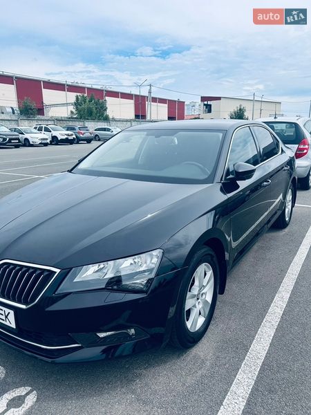 Ліфтбек Skoda Superb 2019 в Львові фото 2 Ліфтбек Skoda Superb 2019 в Львові