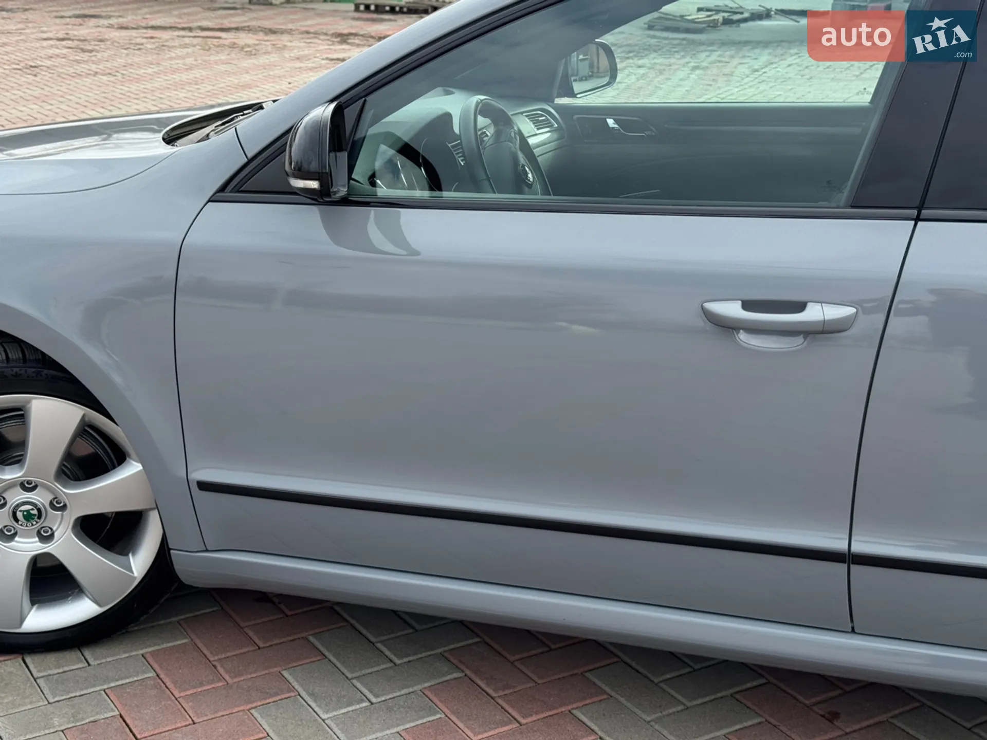 2011 Skoda Superb - мініатюра 5